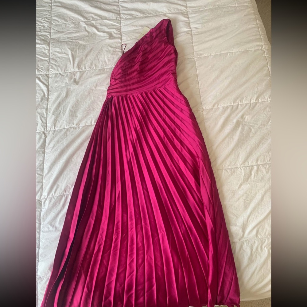 Abercrombie Pleated One-Shoulder Dress (NWT) - Picture 3 of 4